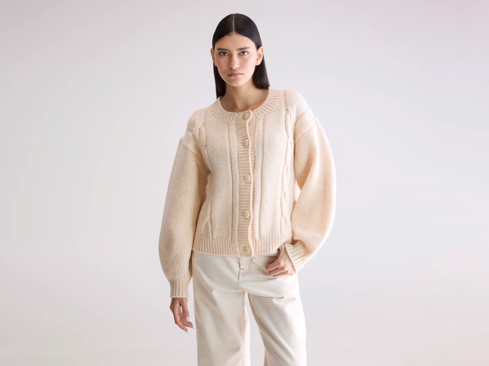 BW25291520K1672U-011_1_b1f08bc1-359f-4973-b070-22ef259f40dc.jpg Dico chunky cardigan (252 / W / IVORY) - Image 1