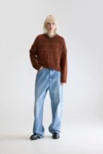 Arcy v-neck sweater (252 / W / SUEDE) - Image 3